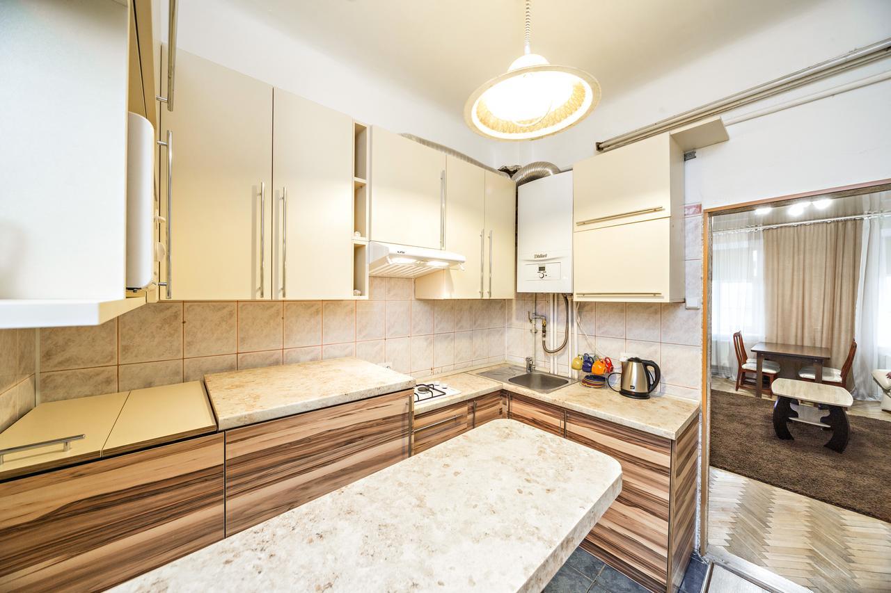 Apartment In A City Center! Krakivska,34 Leópolis Exterior foto